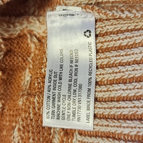 Knox Rose Chunky cable knit turtle neck sweater - Picture 11 of 12